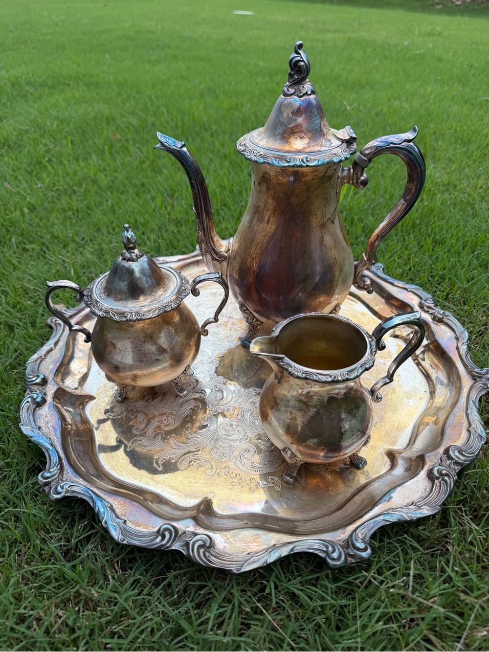 Vintage Wallace silverplate teapot sugar bowl and Creamer with tray